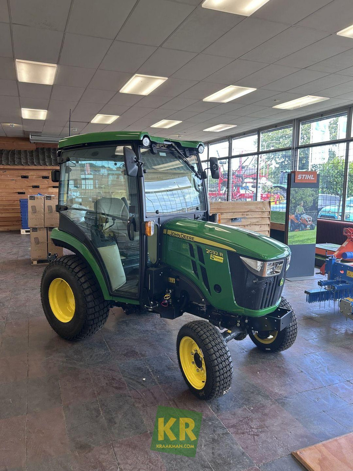 John Deere 2032R - Малък трактор: снимка 4 John Deere 2032R - Малък трактор: снимка 4