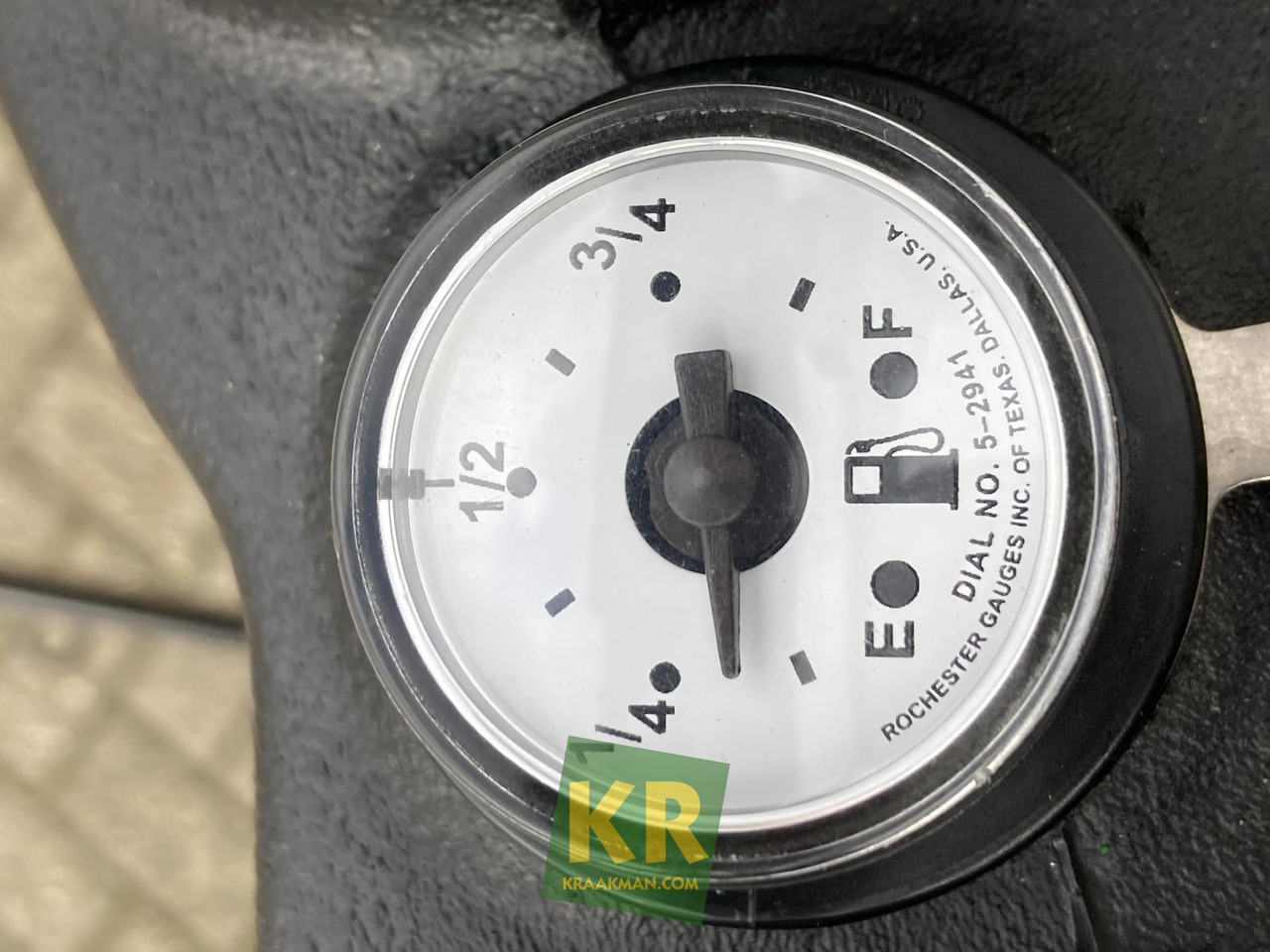 John Deere 3038E - Малък трактор: снимка 1 John Deere 3038E - Малък трактор: снимка 1