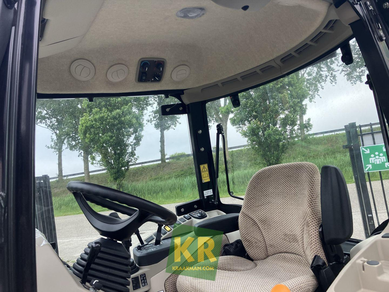 John Deere 3039R - Малък трактор: снимка 5 John Deere 3039R - Малък трактор: снимка 5