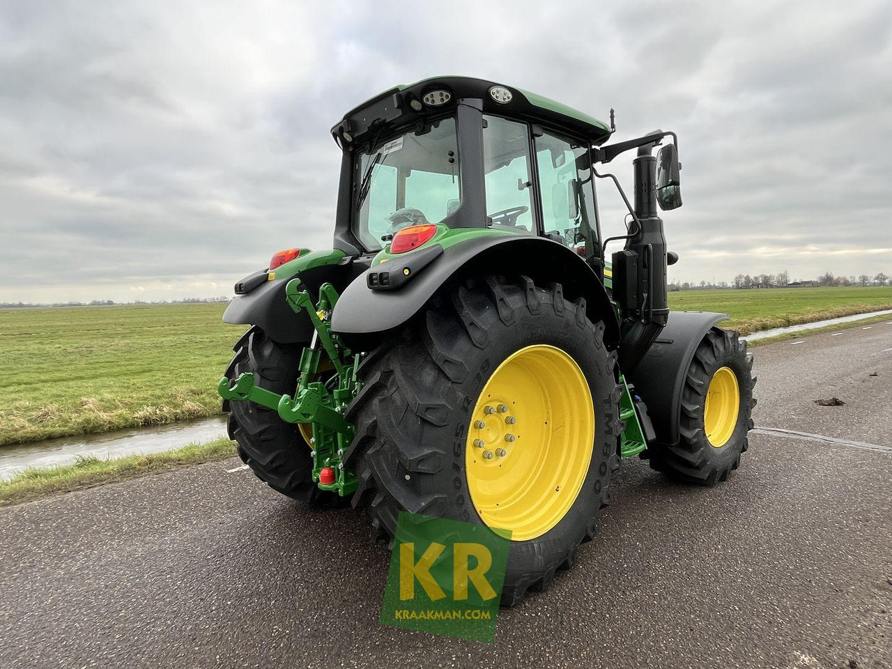 John Deere 6120M - Трактор: снимка 5 John Deere 6120M - Трактор: снимка 5