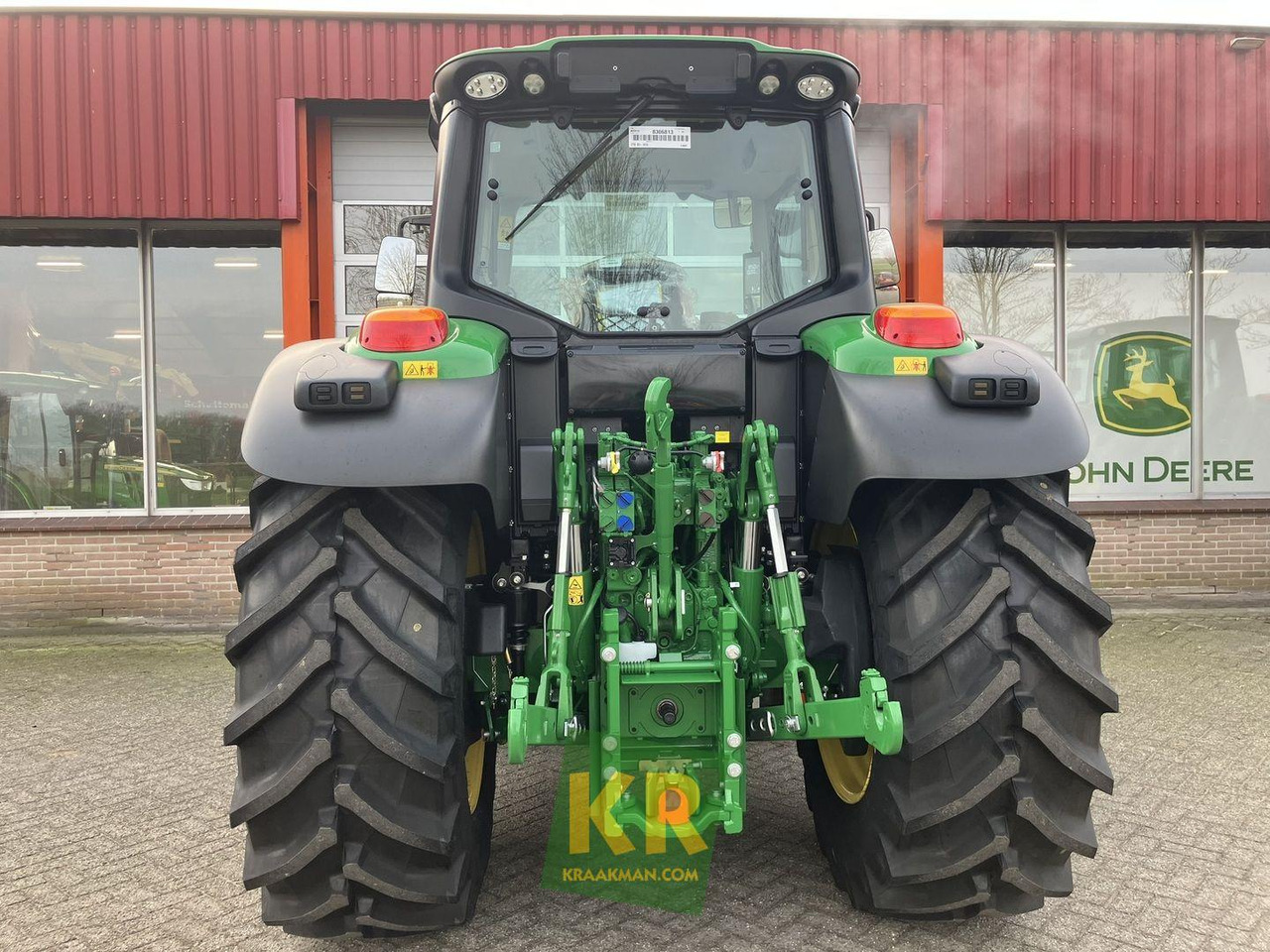 John Deere 6120M - Трактор: снимка 4 John Deere 6120M - Трактор: снимка 4
