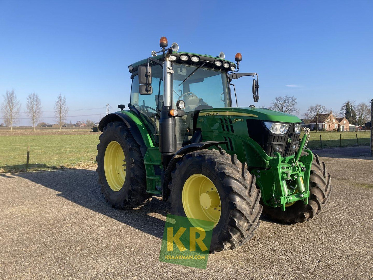 John Deere 6130R - Трактор: снимка 5 John Deere 6130R - Трактор: снимка 5