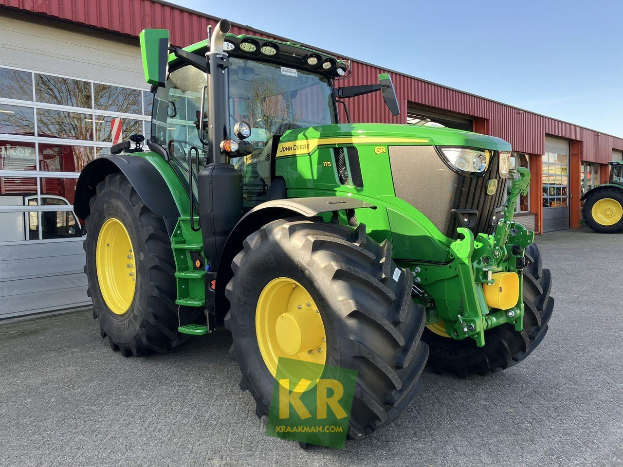 John Deere 6R 175 - Трактор: снимка 2 John Deere 6R 175 - Трактор: снимка 2