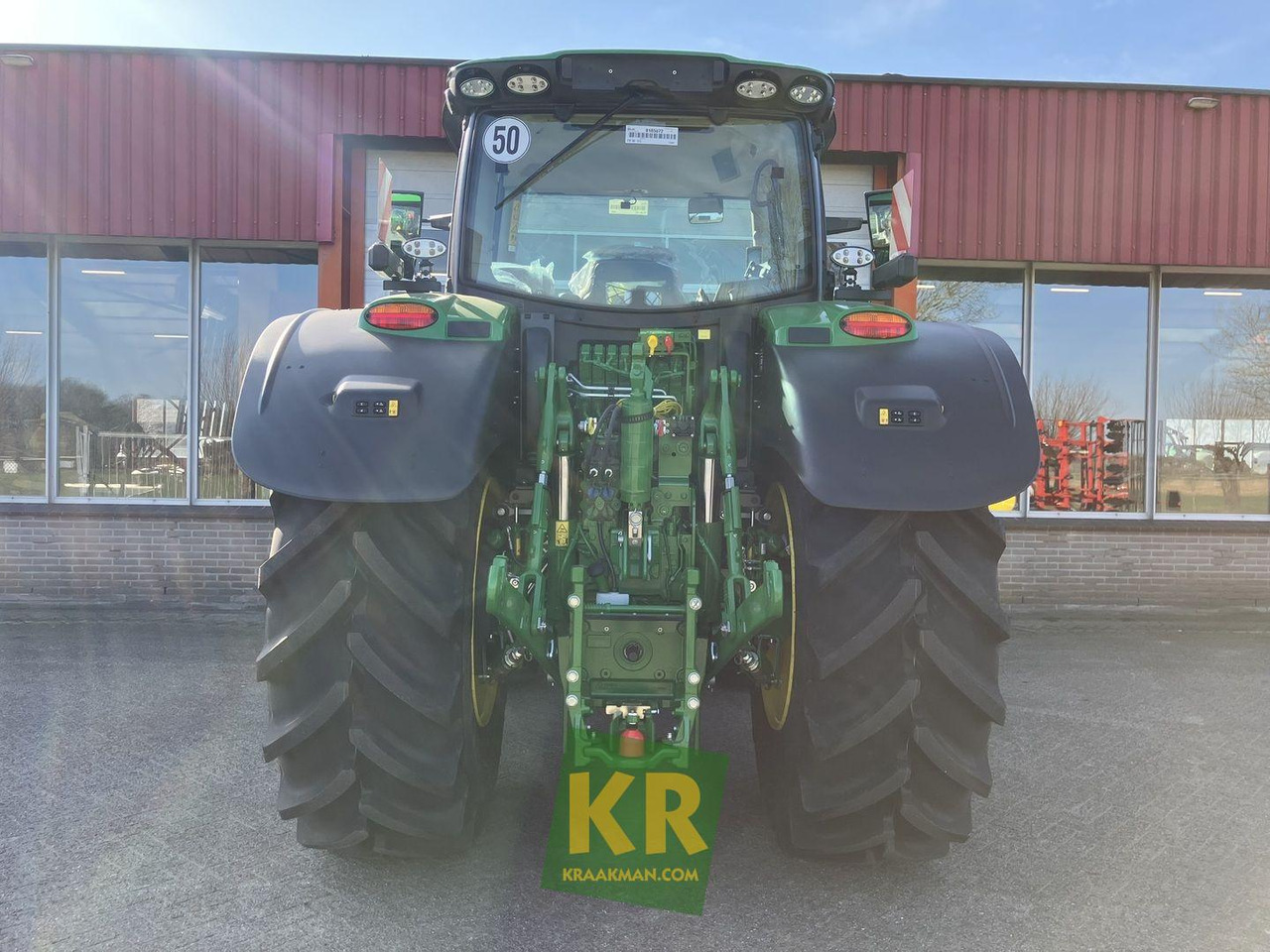 John Deere 6R 175 - Трактор: снимка 4 John Deere 6R 175 - Трактор: снимка 4