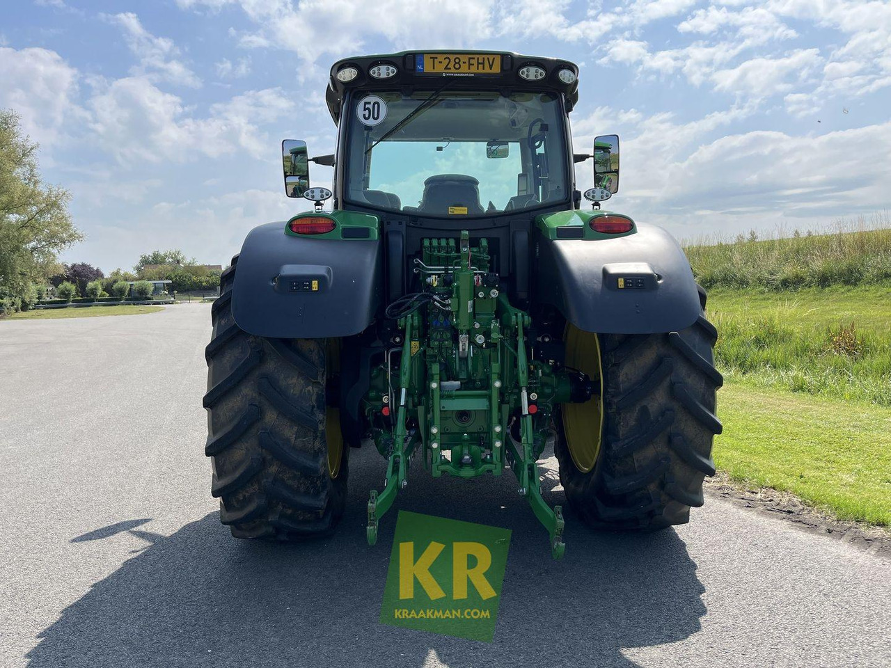 John Deere 6R 185 - Трактор: снимка 4 John Deere 6R 185 - Трактор: снимка 4