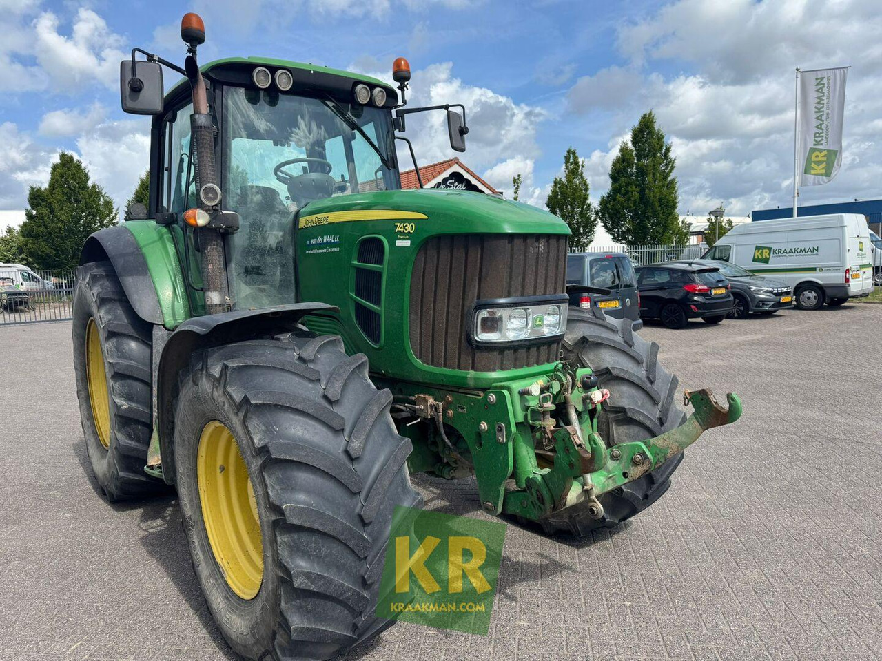 John Deere 7430 PREMIUM - Трактор: снимка 4 John Deere 7430 PREMIUM - Трактор: снимка 4