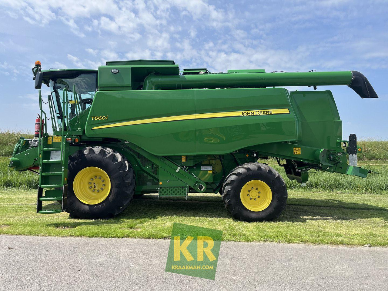 John Deere T660 - Зърнокомбайн: снимка 2 John Deere T660 - Зърнокомбайн: снимка 2