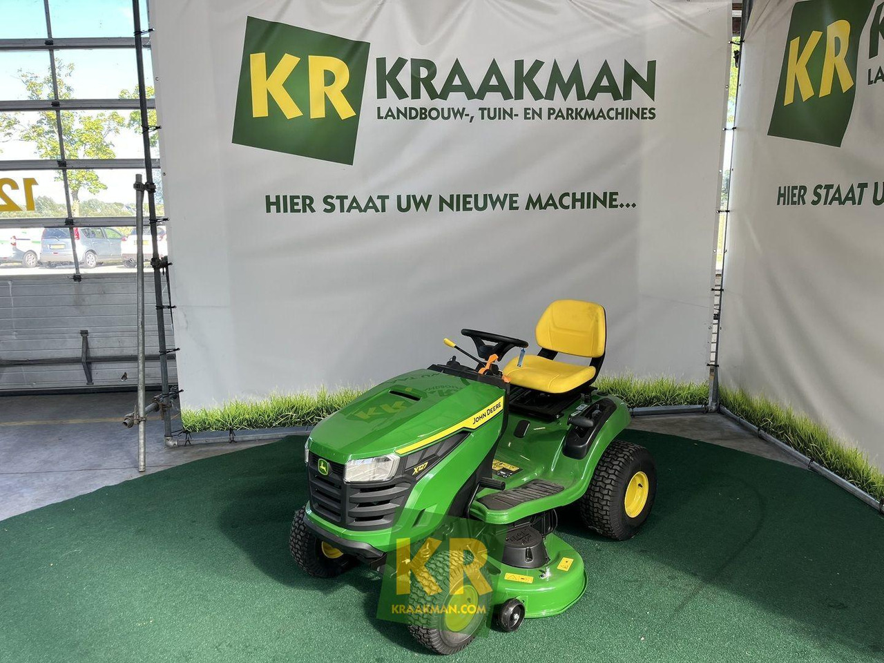 John Deere X127 - Косачка за трева: снимка 1 John Deere X127 - Косачка за трева: снимка 1