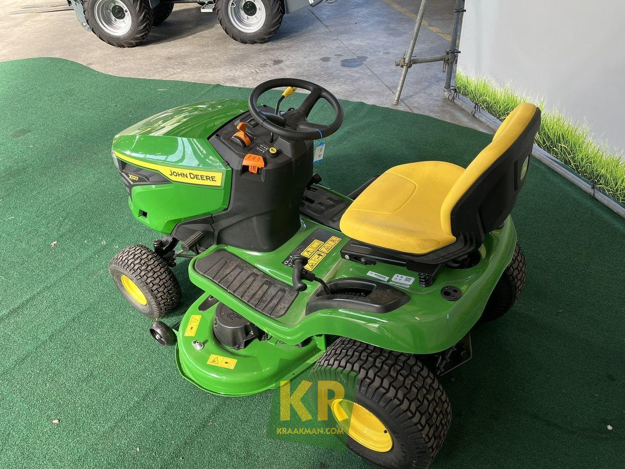 John Deere X127  - Косачка за трева: снимка 4 John Deere X127  - Косачка за трева: снимка 4