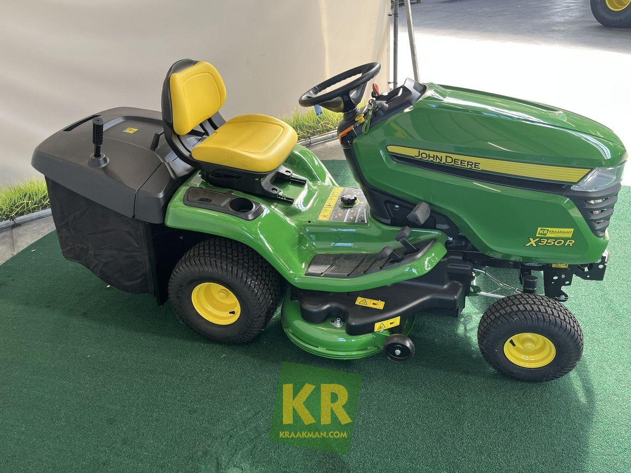 John Deere X350R - Косачка за трева: снимка 3 John Deere X350R - Косачка за трева: снимка 3