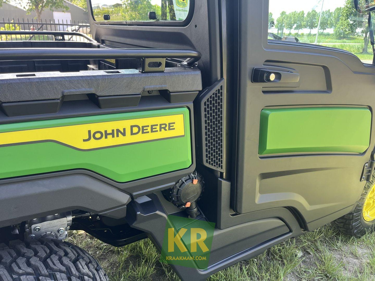 John Deere XUV875M - Четириколка: снимка 4 John Deere XUV875M - Четириколка: снимка 4