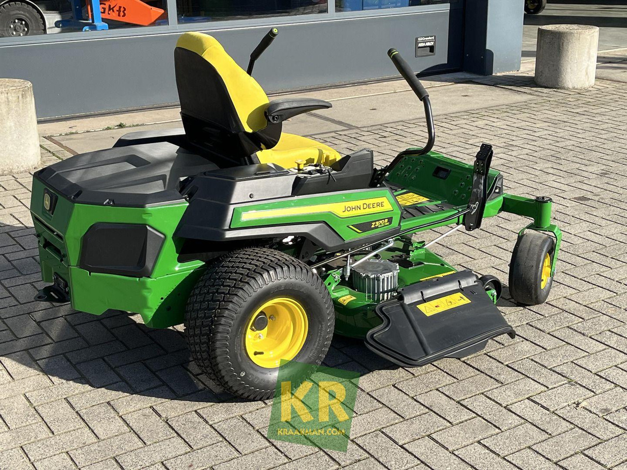 John Deere Z370R ELECTRIC - Косачка за трева: снимка 4 John Deere Z370R ELECTRIC - Косачка за трева: снимка 4