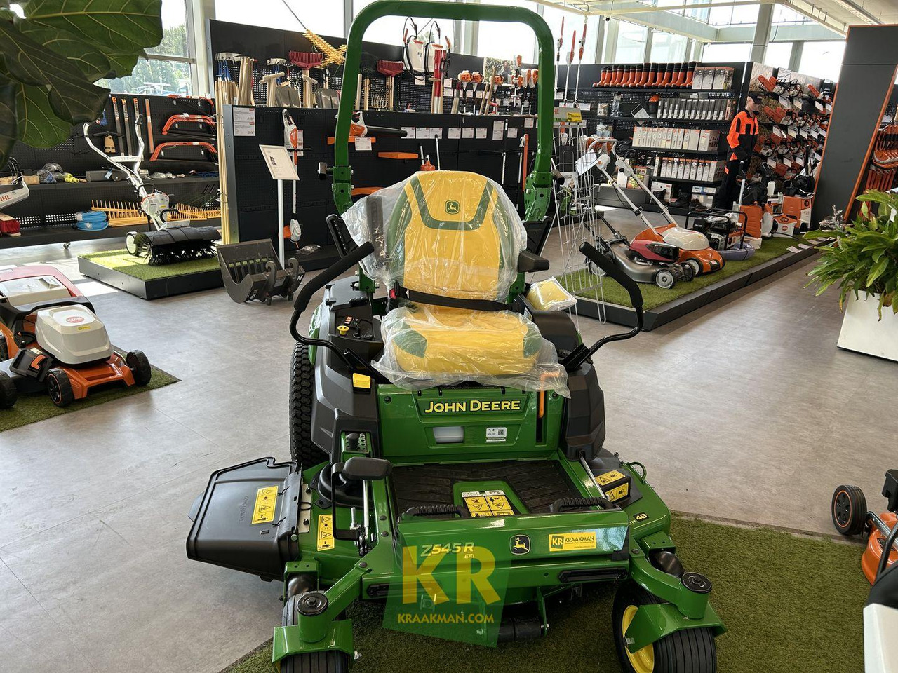 John Deere Z545R - Косачка за трева: снимка 2 John Deere Z545R - Косачка за трева: снимка 2