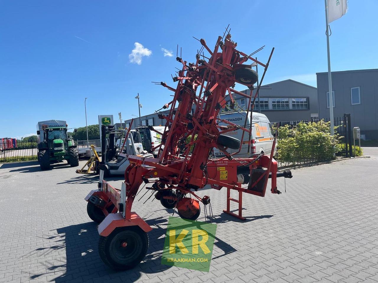 Kuhn GF 10601 - Гребло/ Сенообръщачка: снимка 3 Kuhn GF 10601 - Гребло/ Сенообръщачка: снимка 3