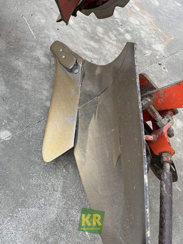 Kuhn VARI MASTER 121 - Плуг: снимка 3 Kuhn VARI MASTER 121 - Плуг: снимка 3