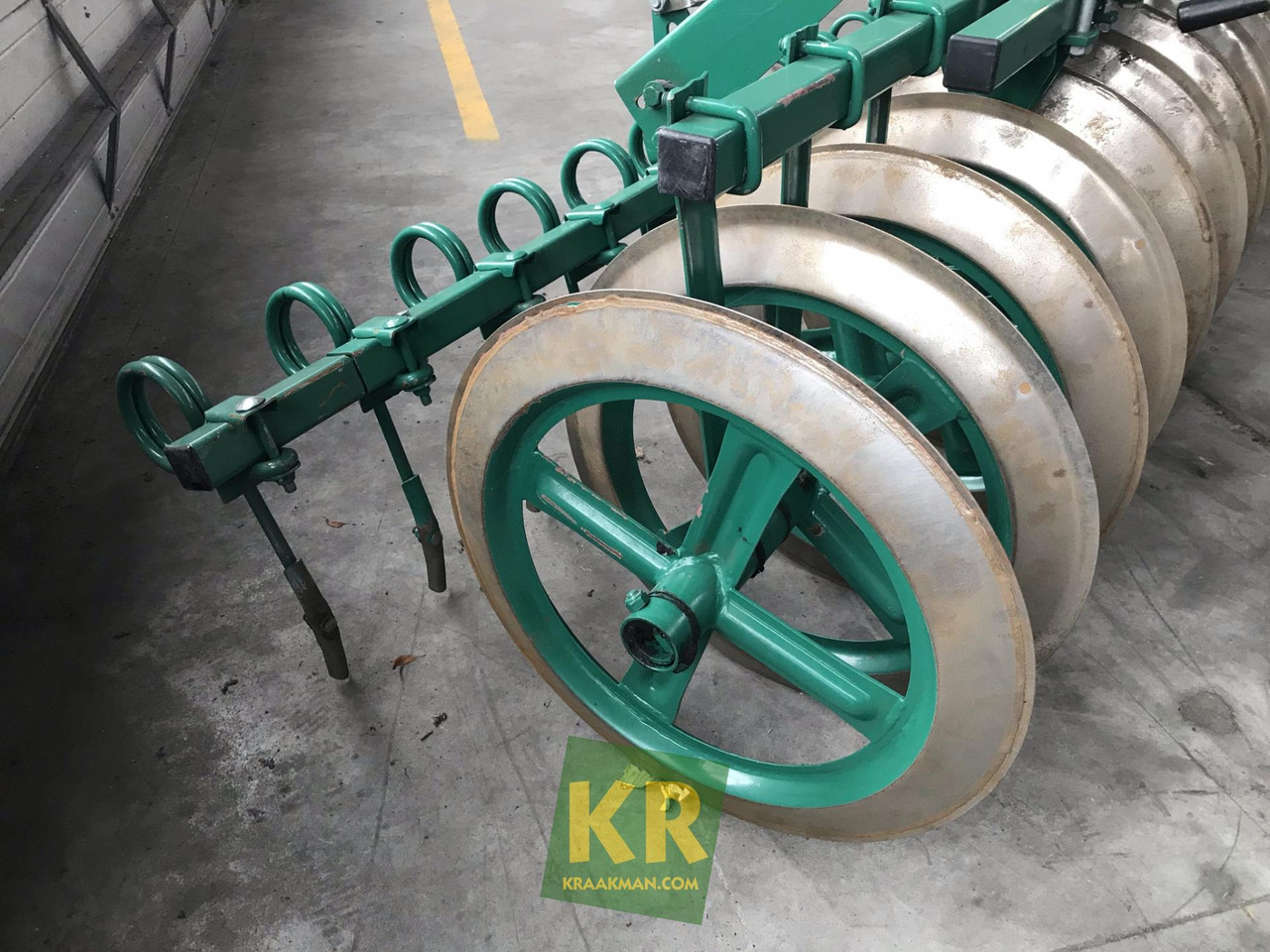 Kverneland 3300S Variomat - Плуг: снимка 2 Kverneland 3300S Variomat - Плуг: снимка 2