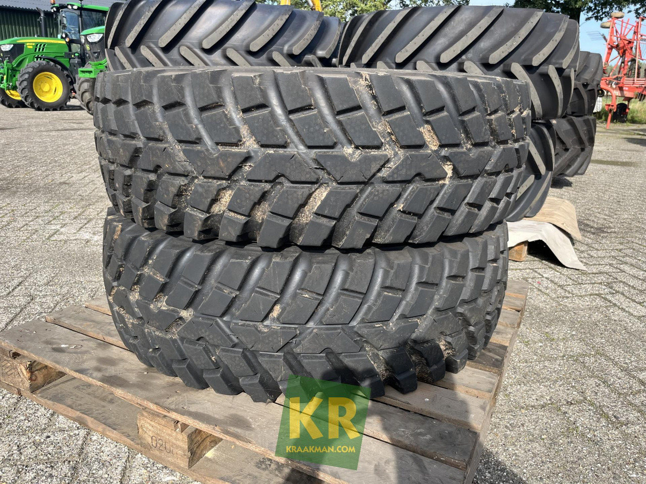 Nokian 360/80R24 Tri 2 Onbekend merk  - Гума за Селскостопанска техника: снимка 1 Nokian 360/80R24 Tri 2 Onbekend merk  - Гума за Селскостопанска техника: снимка 1