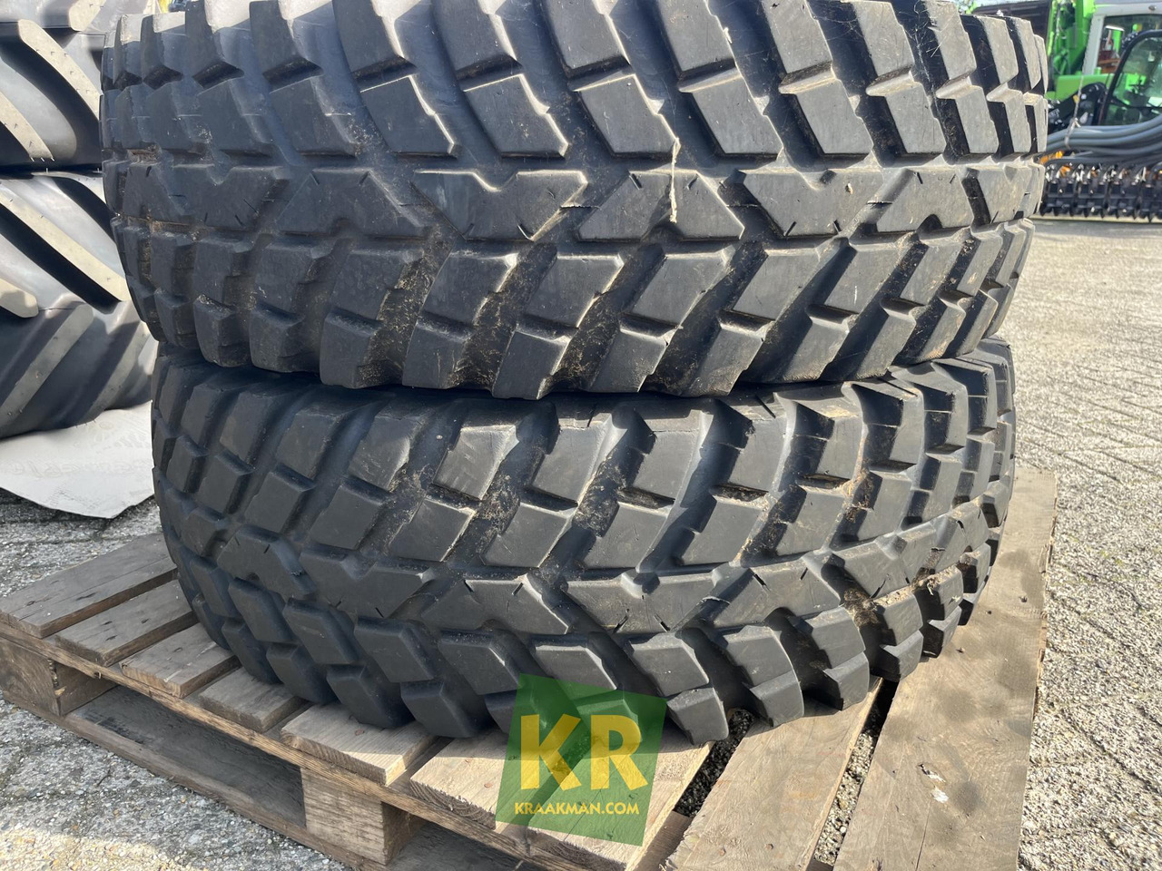 Onbekend merk Nokian 360/80R24 Tri 2 - Гума за Селскостопанска техника: снимка 2 Onbekend merk Nokian 360/80R24 Tri 2 - Гума за Селскостопанска техника: снимка 2