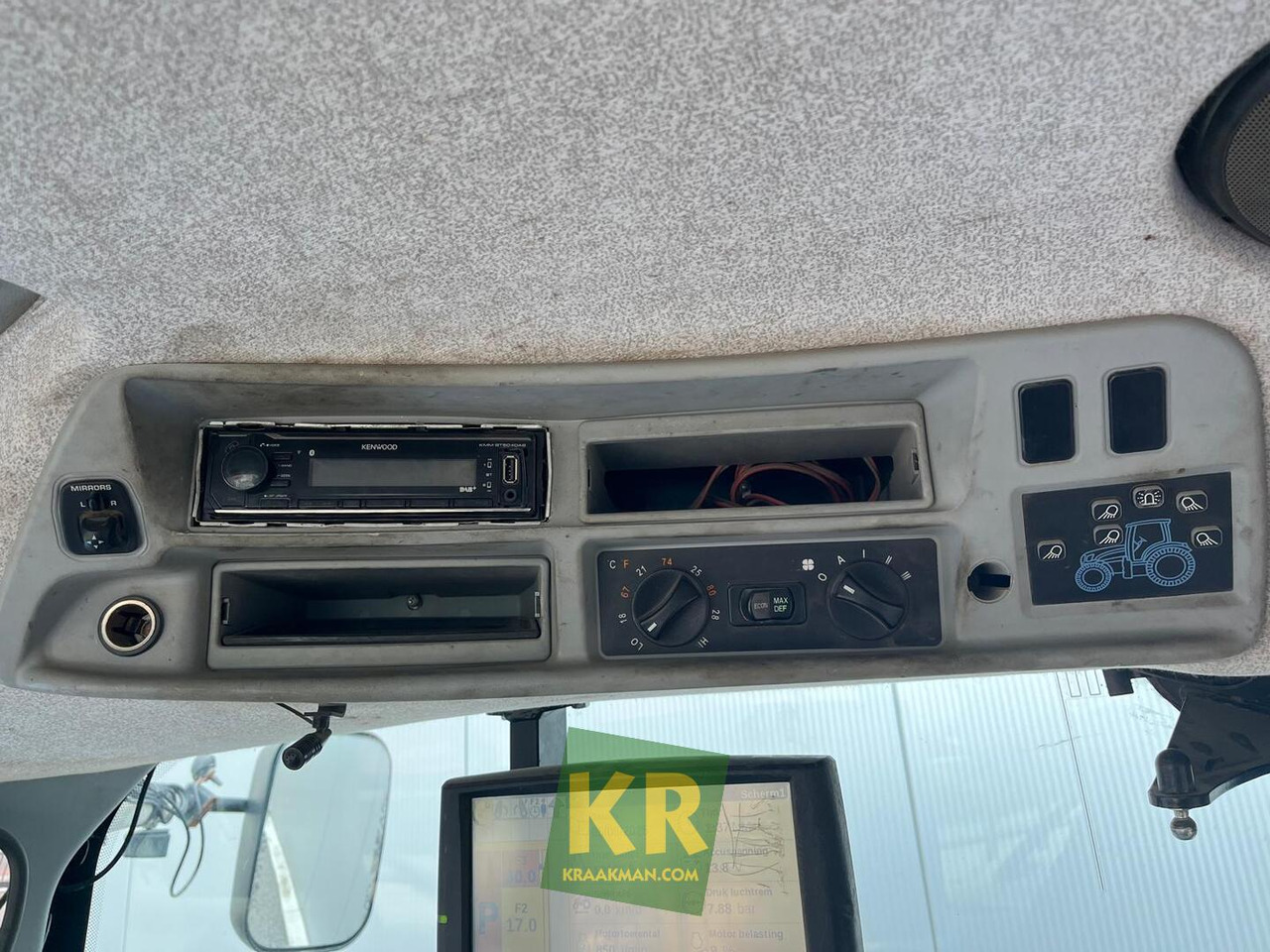 T6.160 New Holland - Трактор: снимка 3 T6.160 New Holland - Трактор: снимка 3