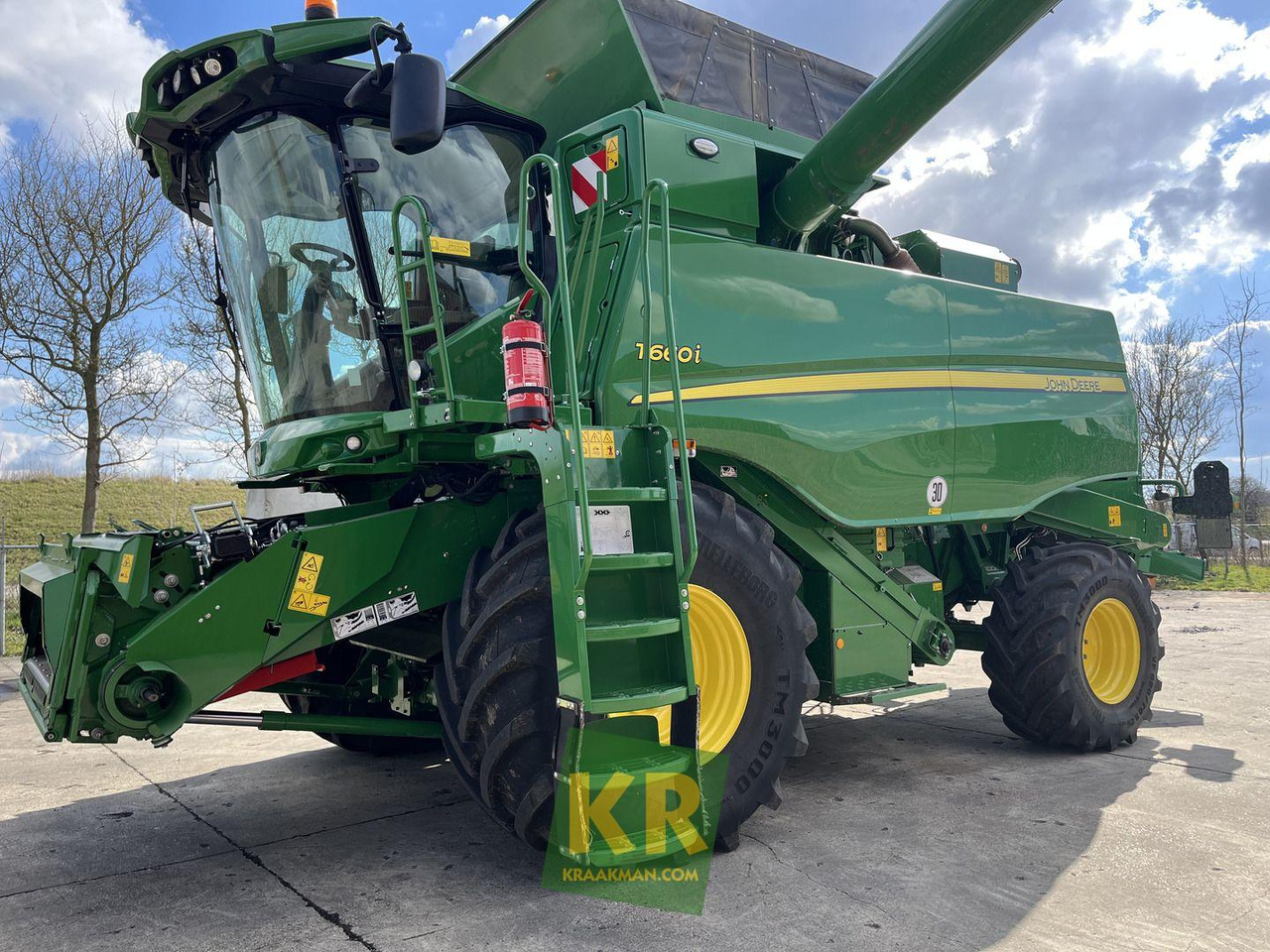 T660 John Deere - Зърнокомбайн: снимка 1 T660 John Deere - Зърнокомбайн: снимка 1