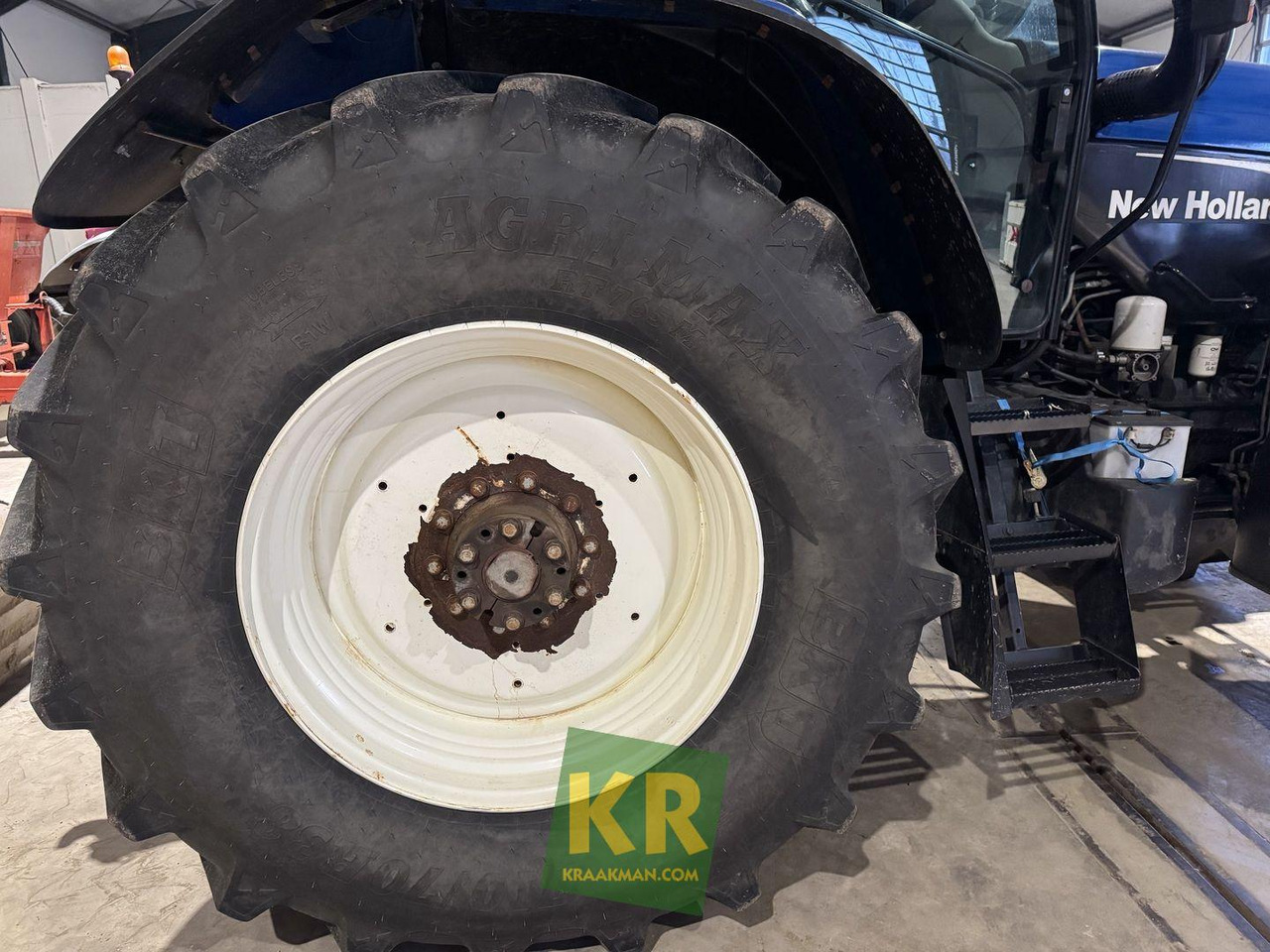 TM190 New Holland - Трактор: снимка 4 TM190 New Holland - Трактор: снимка 4
