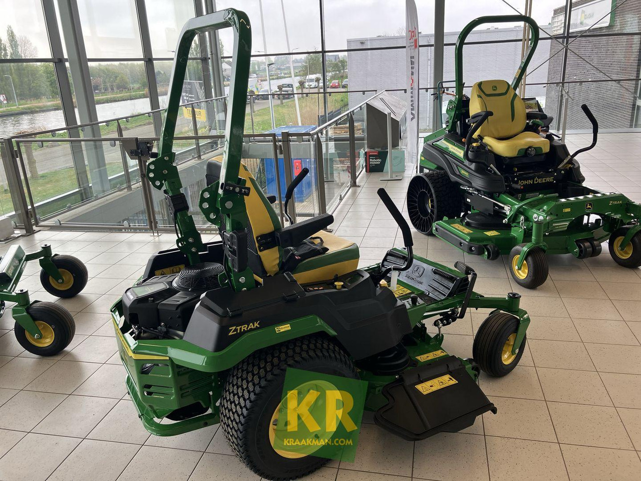 Z545R John Deere - Косачка за трева: снимка 3 Z545R John Deere - Косачка за трева: снимка 3