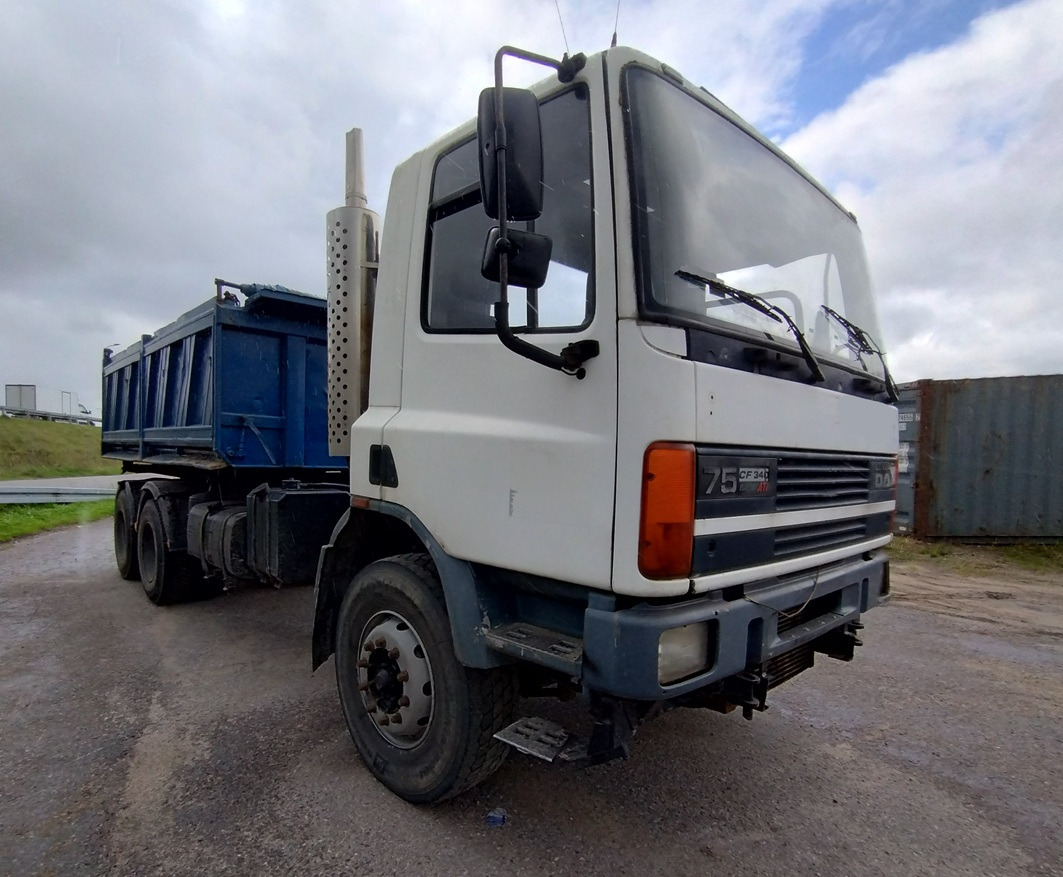 DAF 75 CF ATI 340 6x4 - Самосвал камион: снимка 2 DAF 75 CF ATI 340 6x4 - Самосвал камион: снимка 2
