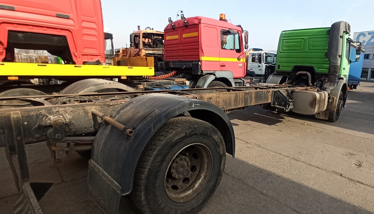 MERCEDES-BENZ ATEGO 1823 - Шаси кабина: снимка 2 MERCEDES-BENZ ATEGO 1823 - Шаси кабина: снимка 2