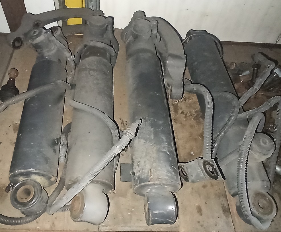 MERCEDES-BENZ Actros MP2 MP3 0073260400 SACHS 131852 - Амортизатор за Камион: снимка 1 MERCEDES-BENZ Actros MP2 MP3 0073260400 SACHS 131852 - Амортизатор за Камион: снимка 1