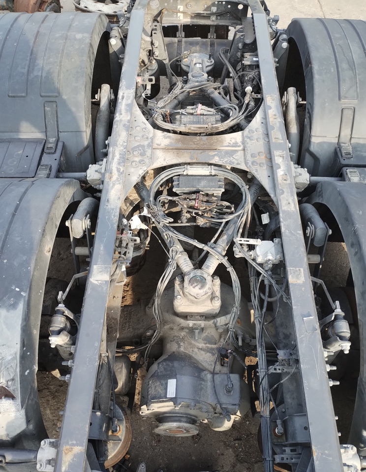 VOLVO FH 6X4 2023 RTS2370A 2.83 LIFTING AXLE - Ос и части: снимка 2 VOLVO FH 6X4 2023 RTS2370A 2.83 LIFTING AXLE - Ос и части: снимка 2