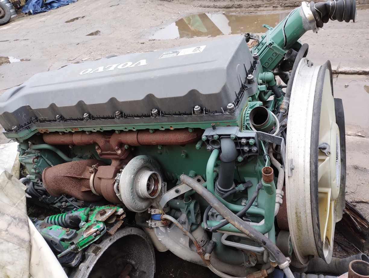 VOLVO FH12 FM12 FL10 FM10 D12A420 D12D380 8500, 8700, 9700, 9900, B12 - Двигател и части за Камион: снимка 1 VOLVO FH12 FM12 FL10 FM10 D12A420 D12D380 8500, 8700, 9700, 9900, B12 - Двигател и части за Камион: снимка 1
