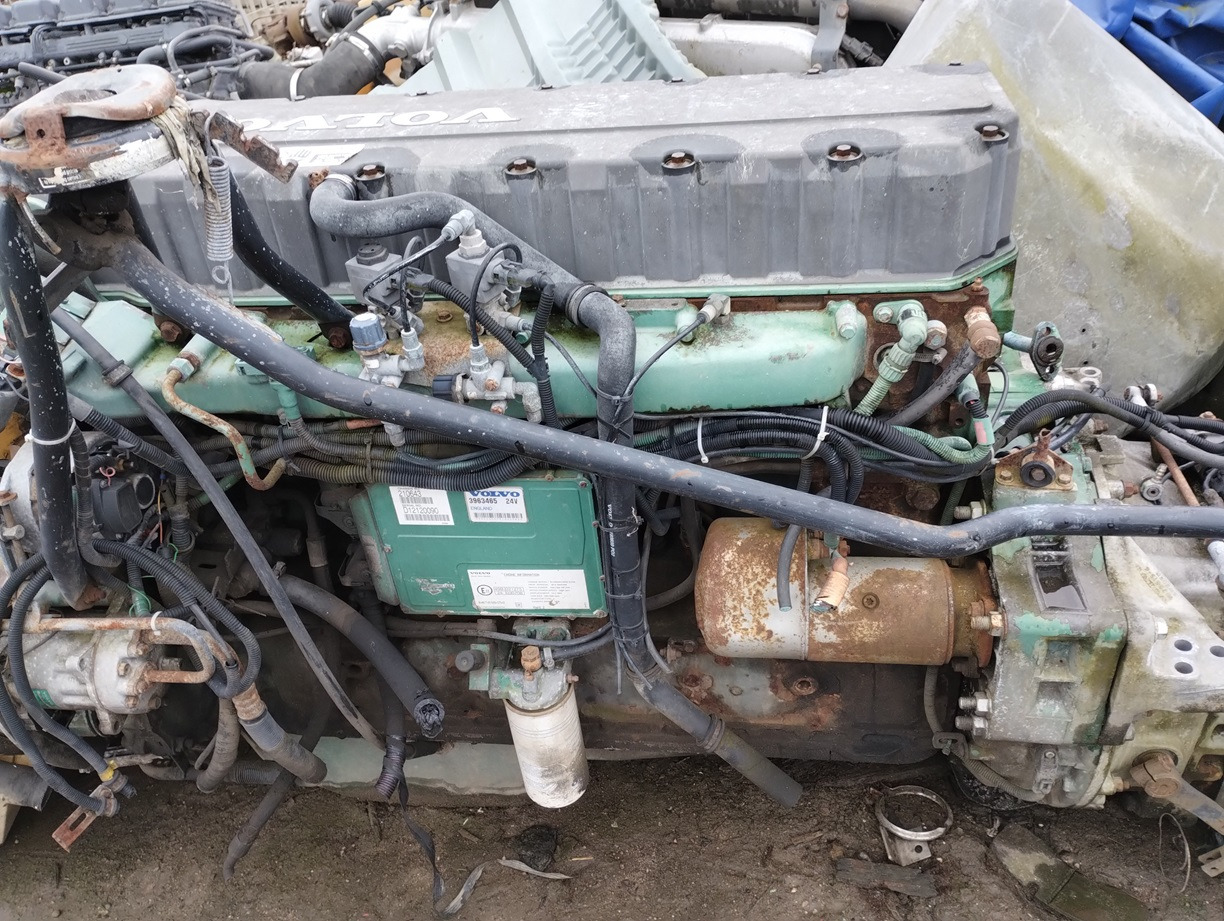 VOLVO FH12 FM12 FL10 FM10 D12A420 D12D380 8500, 8700, 9700, 9900, B12 - Двигател и части за Камион: снимка 3 VOLVO FH12 FM12 FL10 FM10 D12A420 D12D380 8500, 8700, 9700, 9900, B12 - Двигател и части за Камион: снимка 3