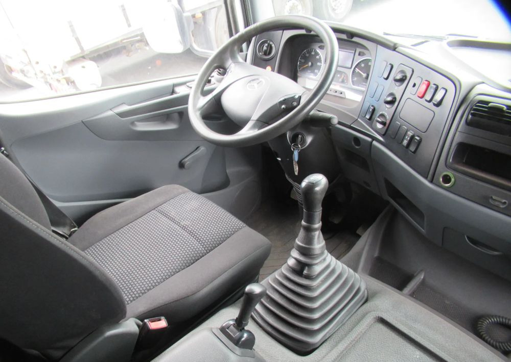Mercedes-Benz Atego 1224 - Боклукчийска кола: снимка 5 Mercedes-Benz Atego 1224 - Боклукчийска кола: снимка 5