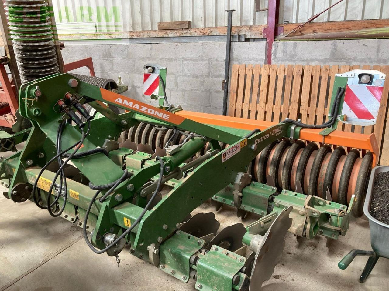 Amazone Catros 3003 - Дискова брана: снимка 2 Amazone Catros 3003 - Дискова брана: снимка 2