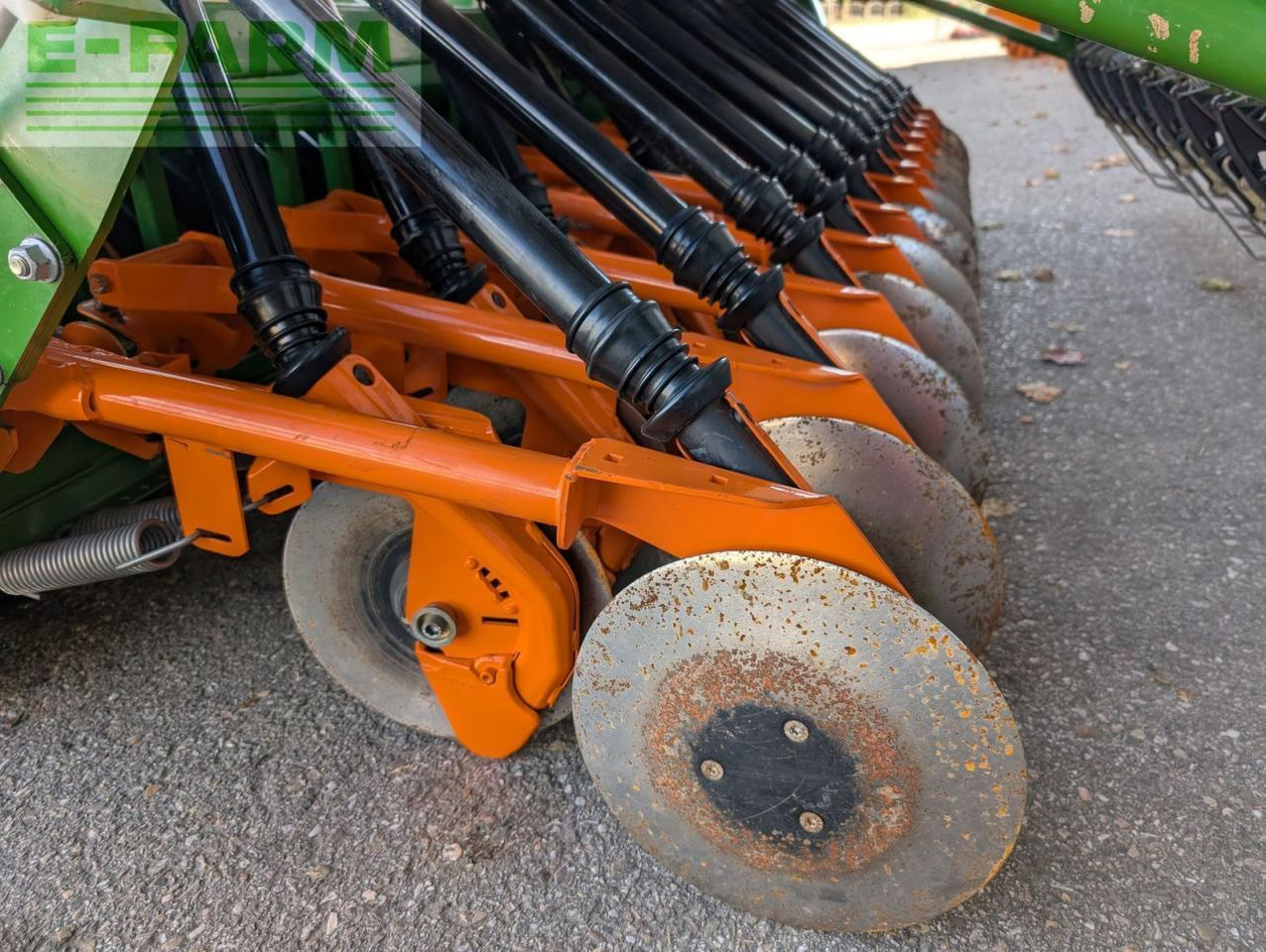 Amazone kx 3000 + ad 303 special - Комбинирана сеялка: снимка 1 Amazone kx 3000 + ad 303 special - Комбинирана сеялка: снимка 1