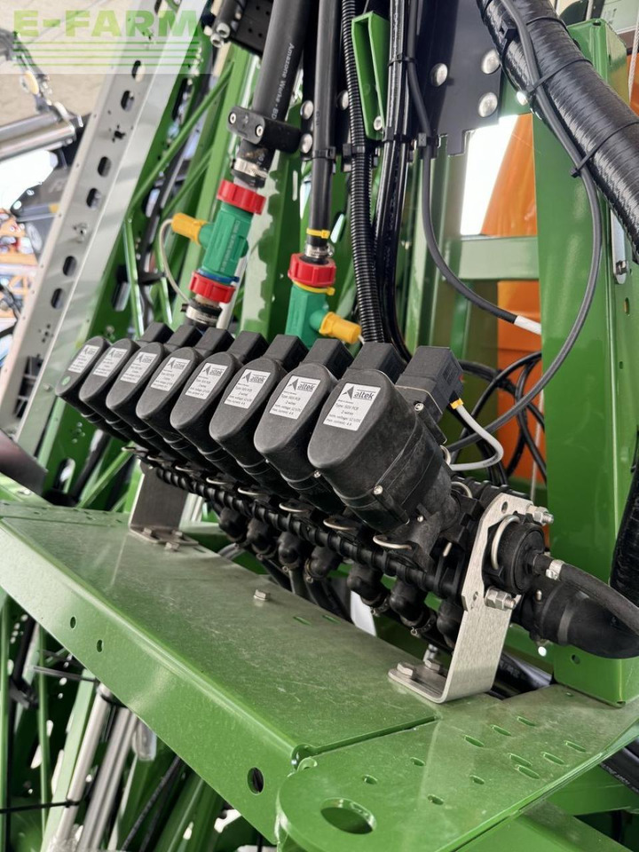 Amazone ug 3000 super - Прикачна пръскачка: снимка 4 Amazone ug 3000 super - Прикачна пръскачка: снимка 4