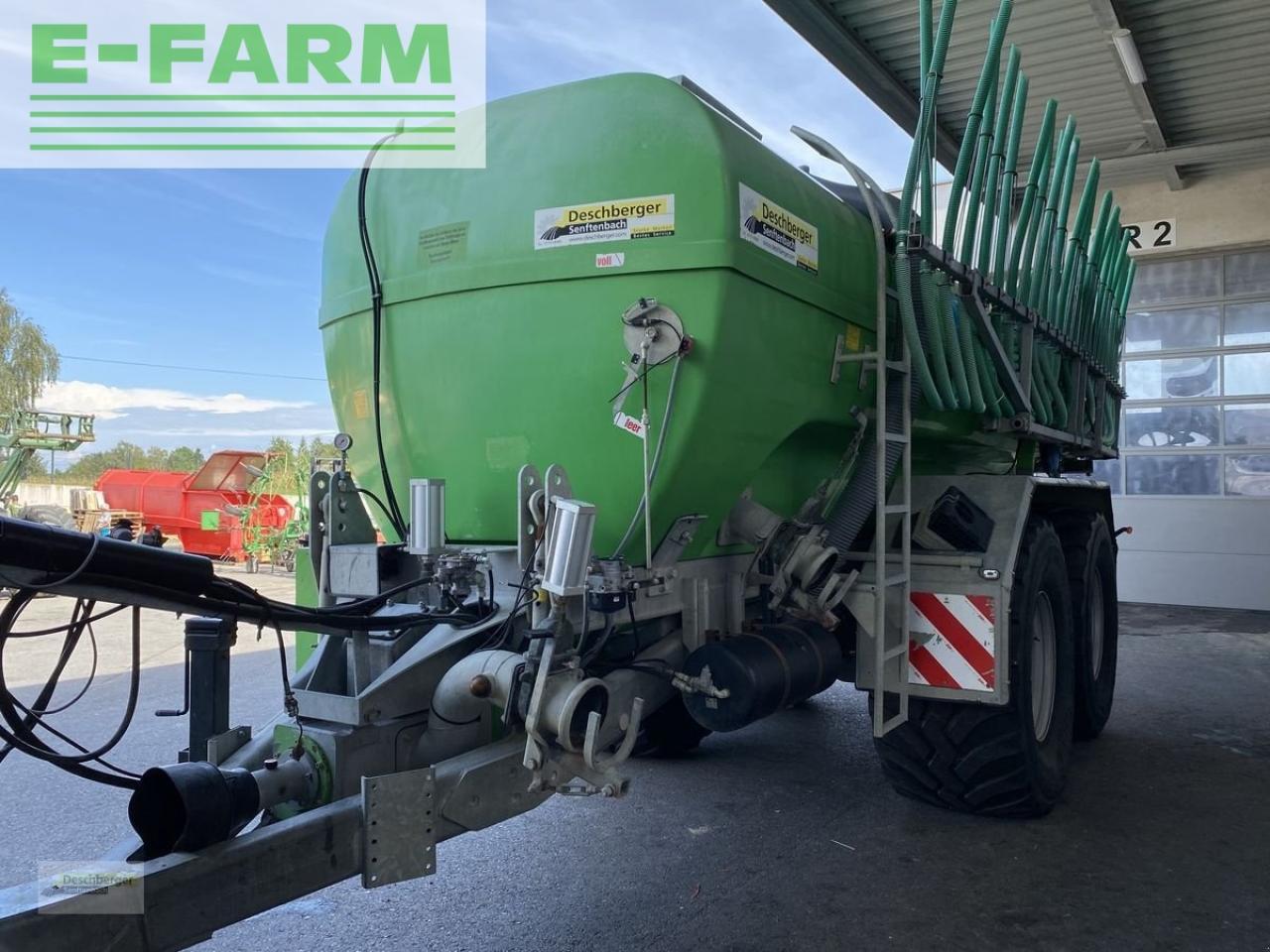 Bauer poly 185 tl - Цистерна за течен тор: снимка 4 Bauer poly 185 tl - Цистерна за течен тор: снимка 4