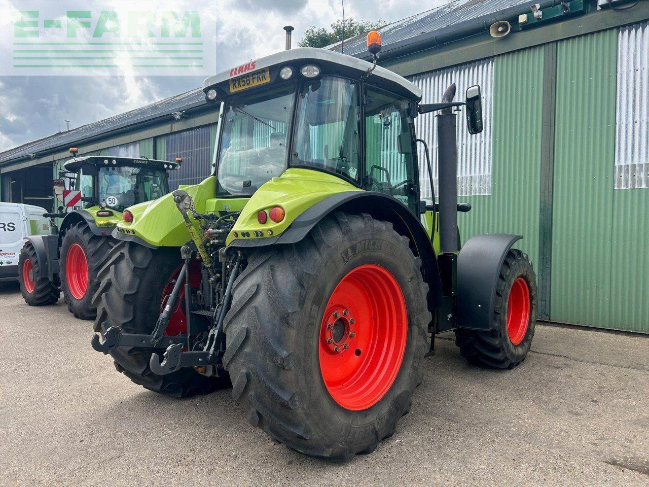 Трактор CLAAS ARION 640: снимка 18