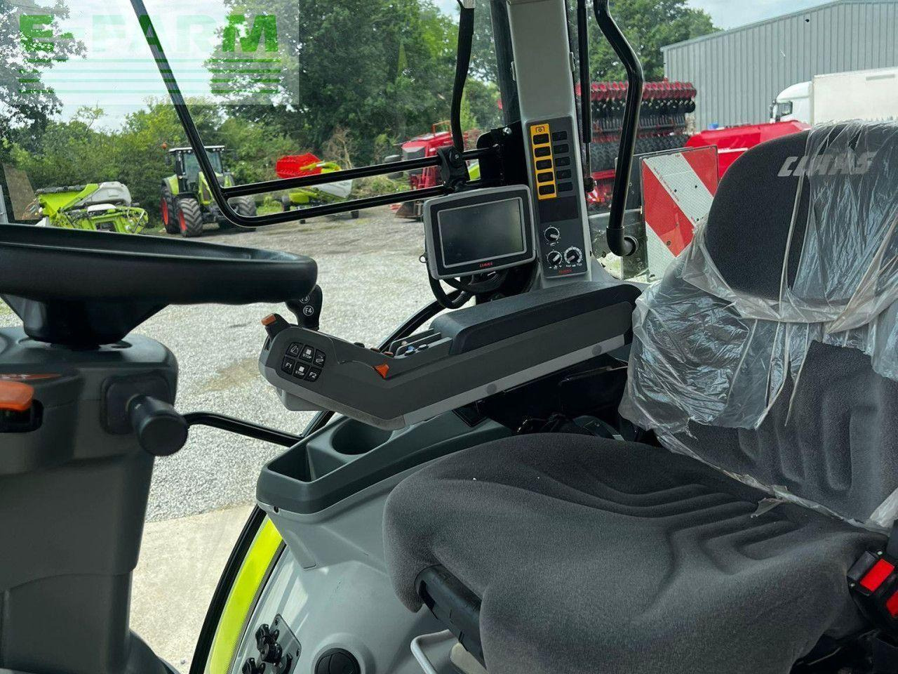 Трактор CLAAS ARION 660 CMATIC CIS+ CMATIC CIS+: снимка 9 Трактор CLAAS ARION 660 CMATIC CIS+ CMATIC CIS+: снимка 9