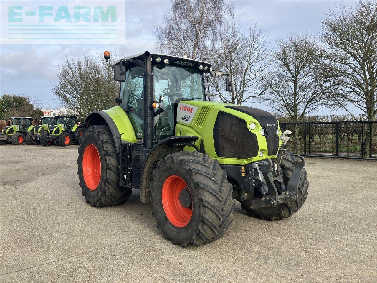 CLAAS AXION 800 - Трактор: снимка 3 CLAAS AXION 800 - Трактор: снимка 3