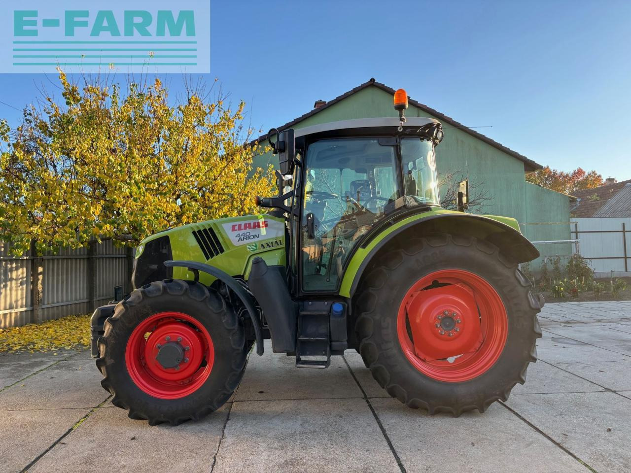CLAAS Arion 440 - Трактор: снимка 2 CLAAS Arion 440 - Трактор: снимка 2