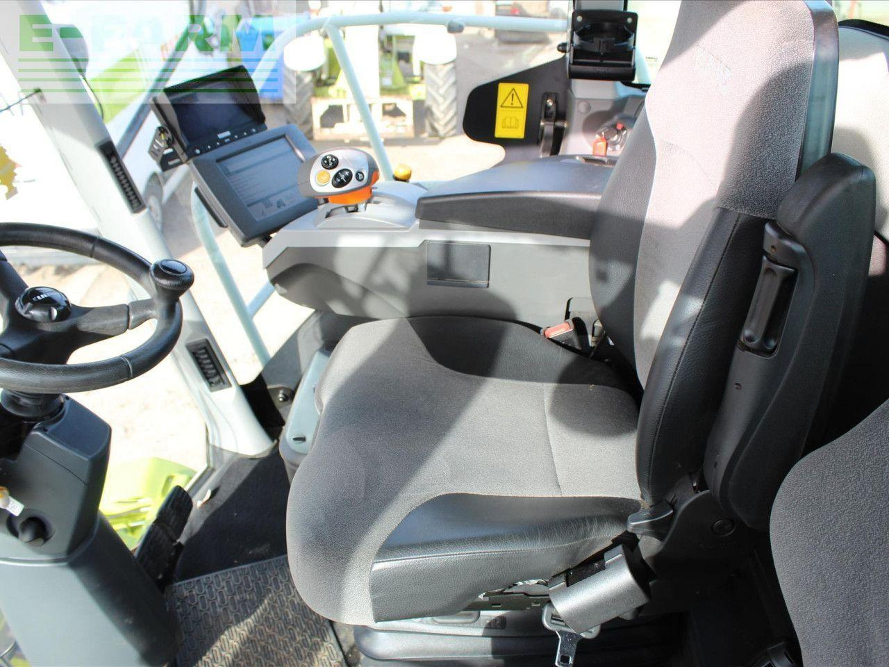 CLAAS JAGUAR 970 - Силажокомбайн: снимка 4 CLAAS JAGUAR 970 - Силажокомбайн: снимка 4