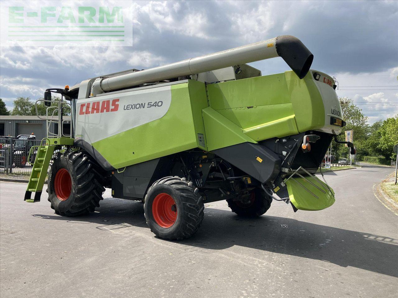 CLAAS LEXION 540 - Зърнокомбайн: снимка 4 CLAAS LEXION 540 - Зърнокомбайн: снимка 4