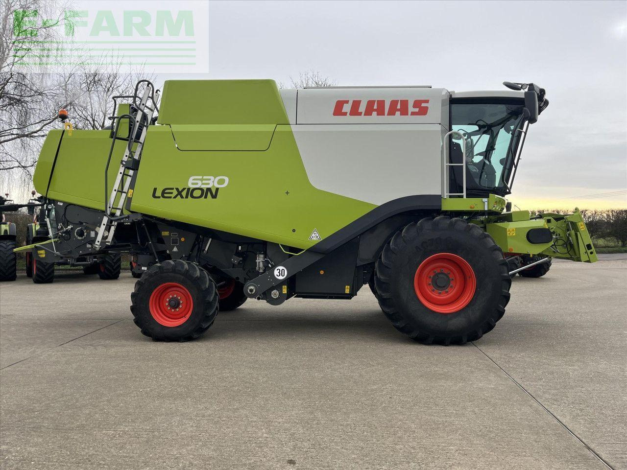 CLAAS LEXION 630 M - Зърнокомбайн: снимка 4 CLAAS LEXION 630 M - Зърнокомбайн: снимка 4