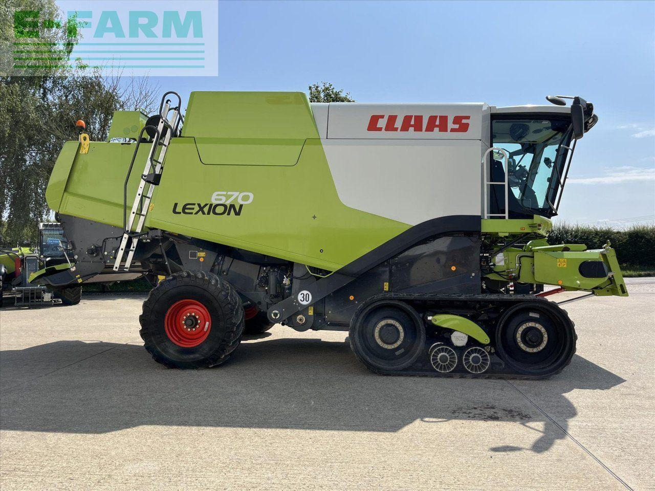 CLAAS LEXION 670 TT - Зърнокомбайн: снимка 4 CLAAS LEXION 670 TT - Зърнокомбайн: снимка 4
