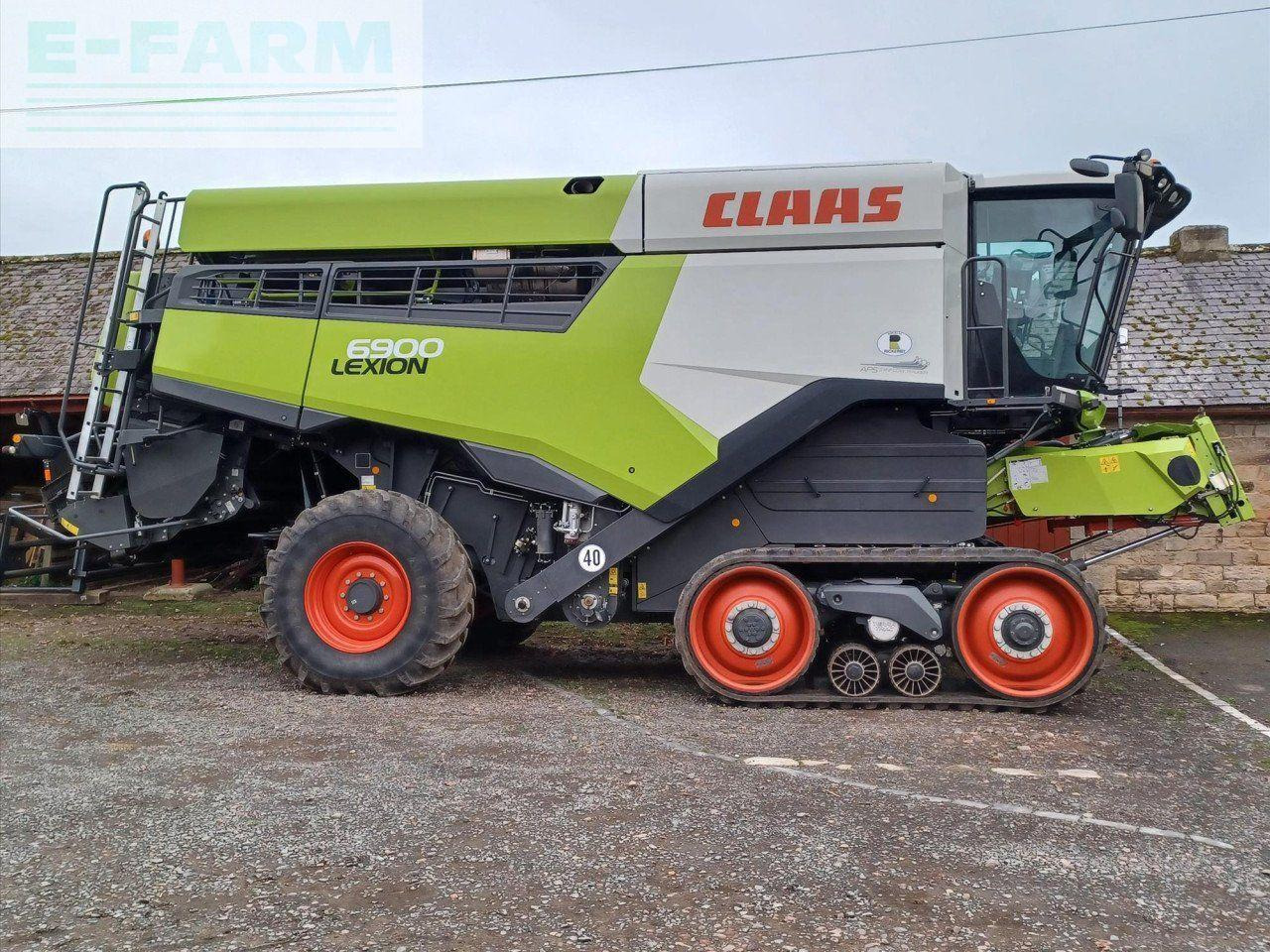 CLAAS LEXION 6900 TT - Зърнокомбайн: снимка 1 CLAAS LEXION 6900 TT - Зърнокомбайн: снимка 1