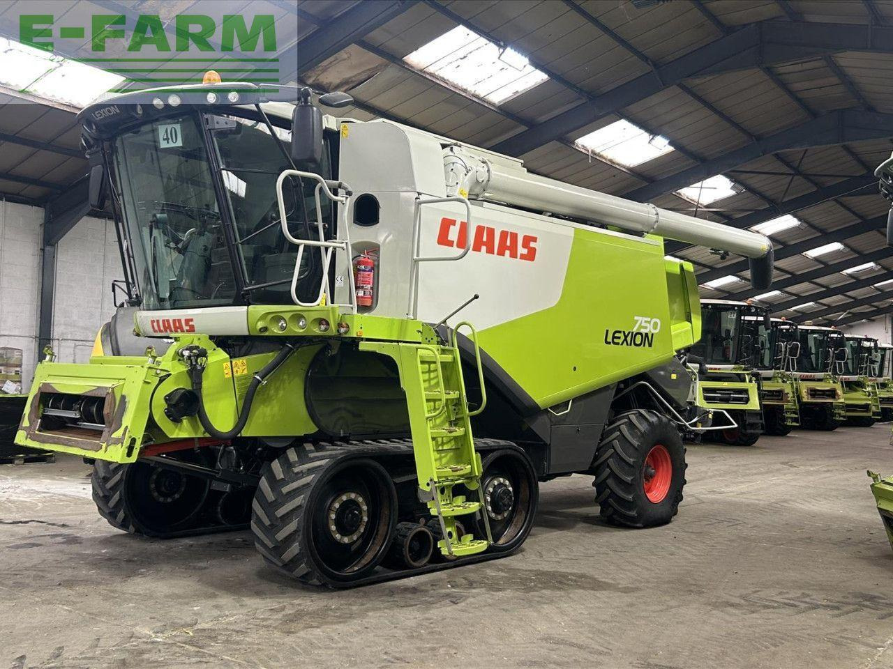CLAAS LEXION 750 TT - Зърнокомбайн: снимка 1 CLAAS LEXION 750 TT - Зърнокомбайн: снимка 1