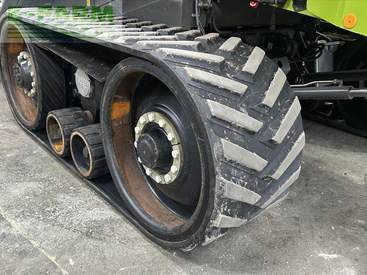 CLAAS LEXION 750 TT - Зърнокомбайн: снимка 4 CLAAS LEXION 750 TT - Зърнокомбайн: снимка 4