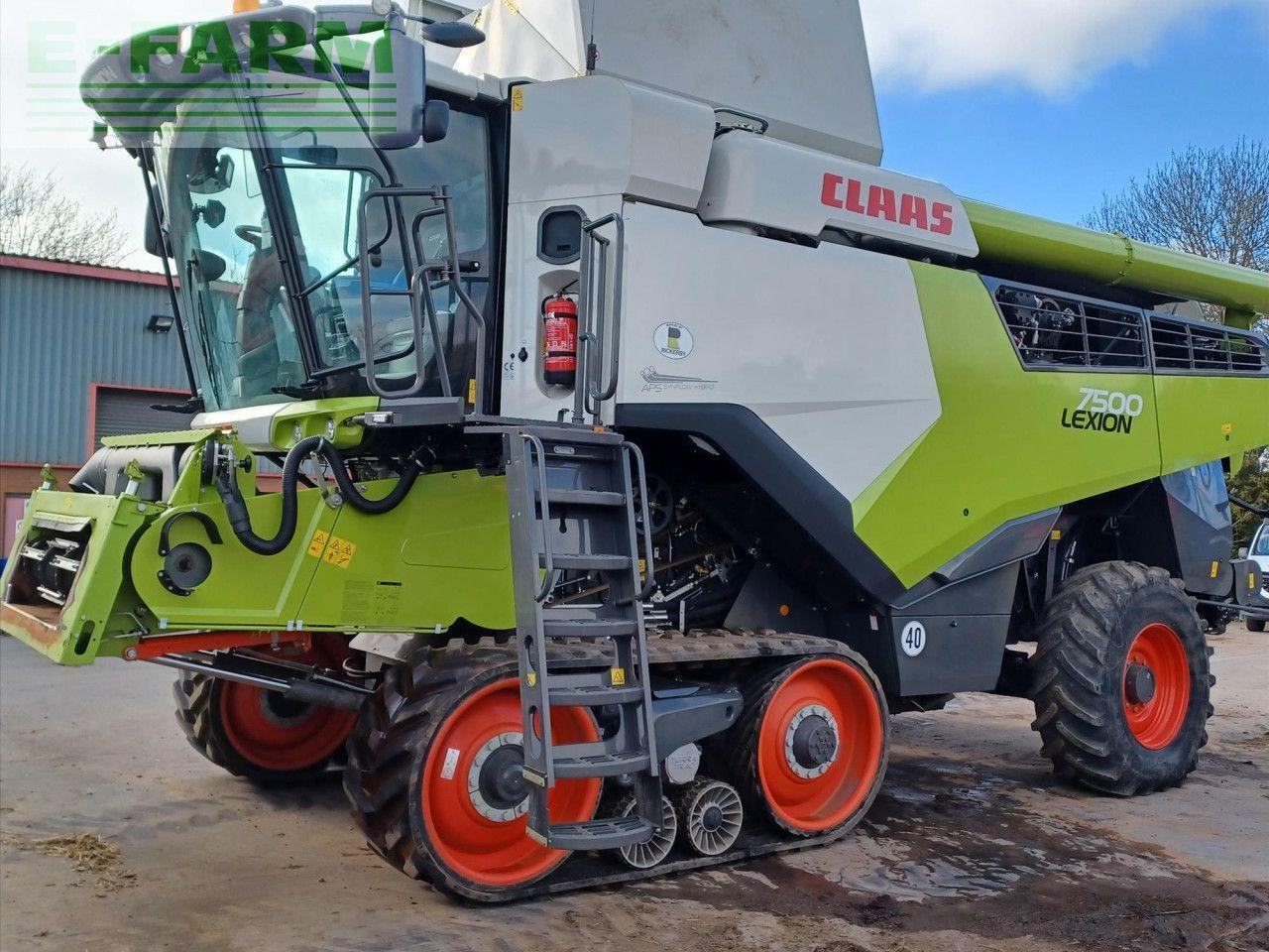 CLAAS LEXION 7500 TT - Зърнокомбайн: снимка 2 CLAAS LEXION 7500 TT - Зърнокомбайн: снимка 2