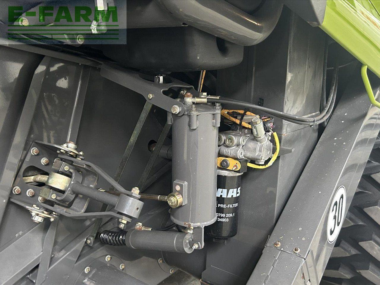 CLAAS LEXION 760 TT - Зърнокомбайн: снимка 5 CLAAS LEXION 760 TT - Зърнокомбайн: снимка 5